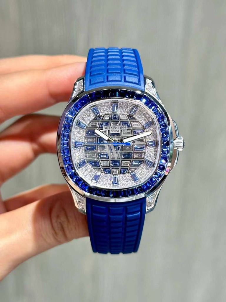 Patek Philippe Aquanaut Diamond Blue Sapphire Dial Watch 5268/461G